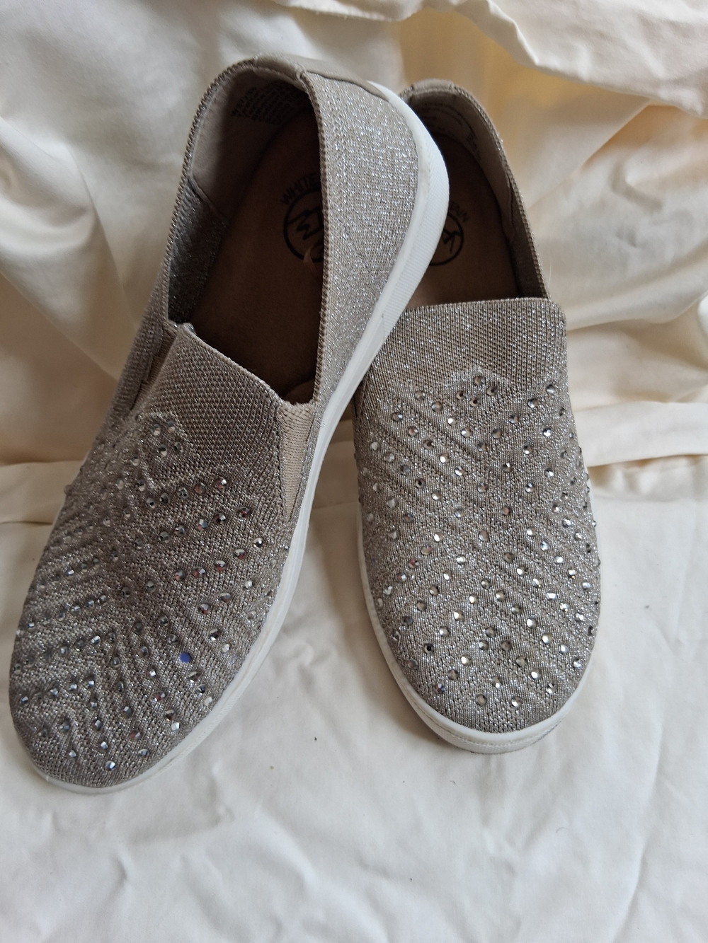 White Mountain Slip-On Women's Casual Sneakers in Sparkling Silver